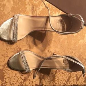 Dress shoes
